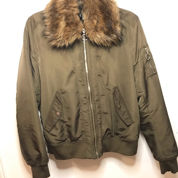 H&M Detachable Fur Collar Bomber Jacket - Picture 6 of 6